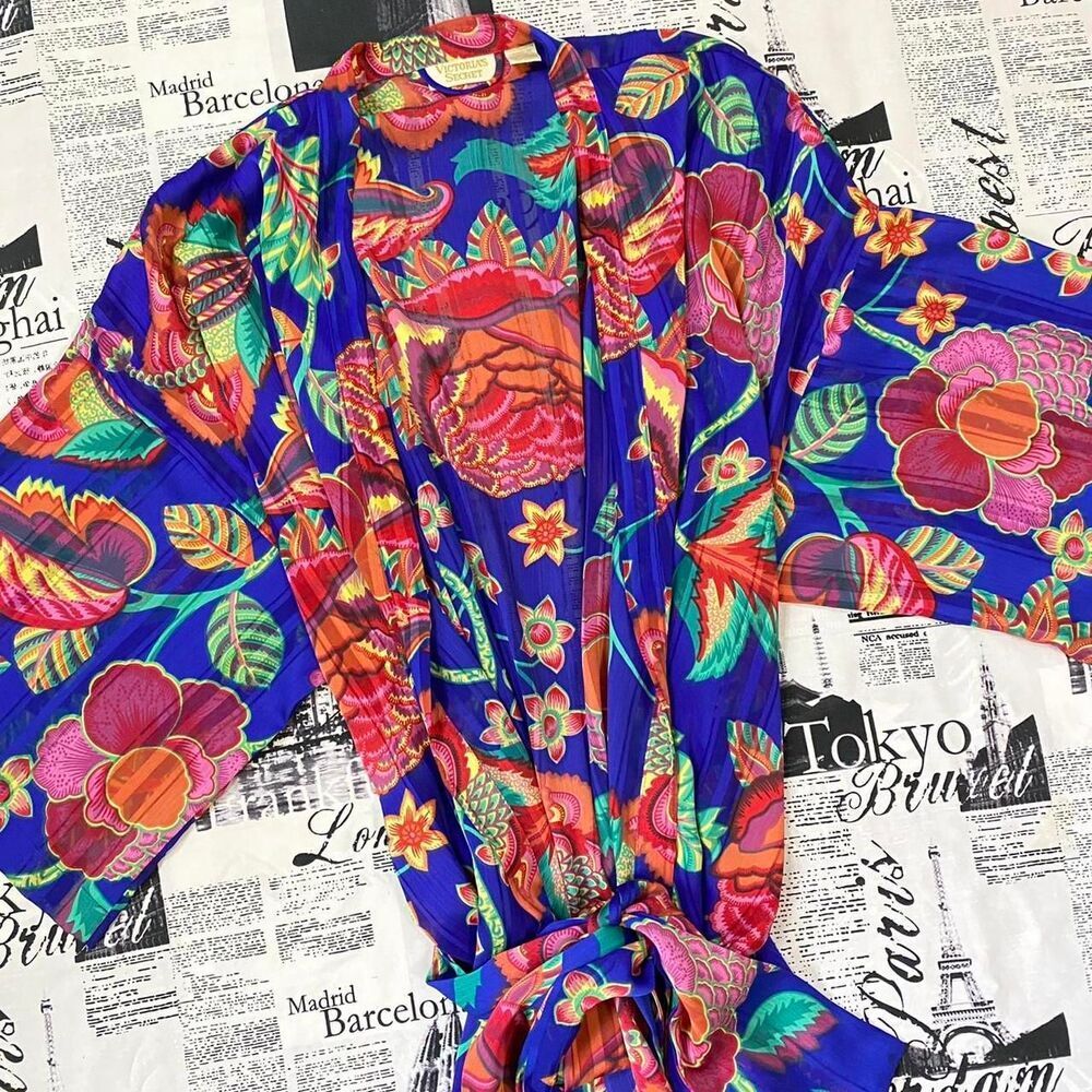 Victoria's Secret Women's Robe gold label vintage 80s floral bright maximalist